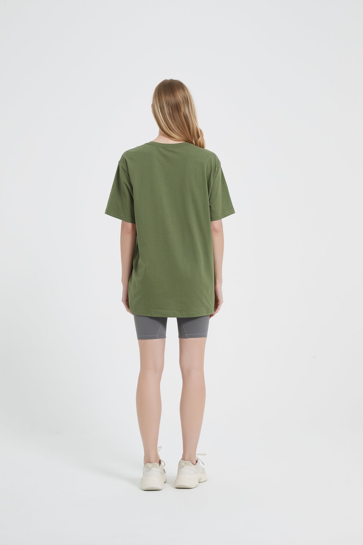 Yokvan Oversized Tee Olive