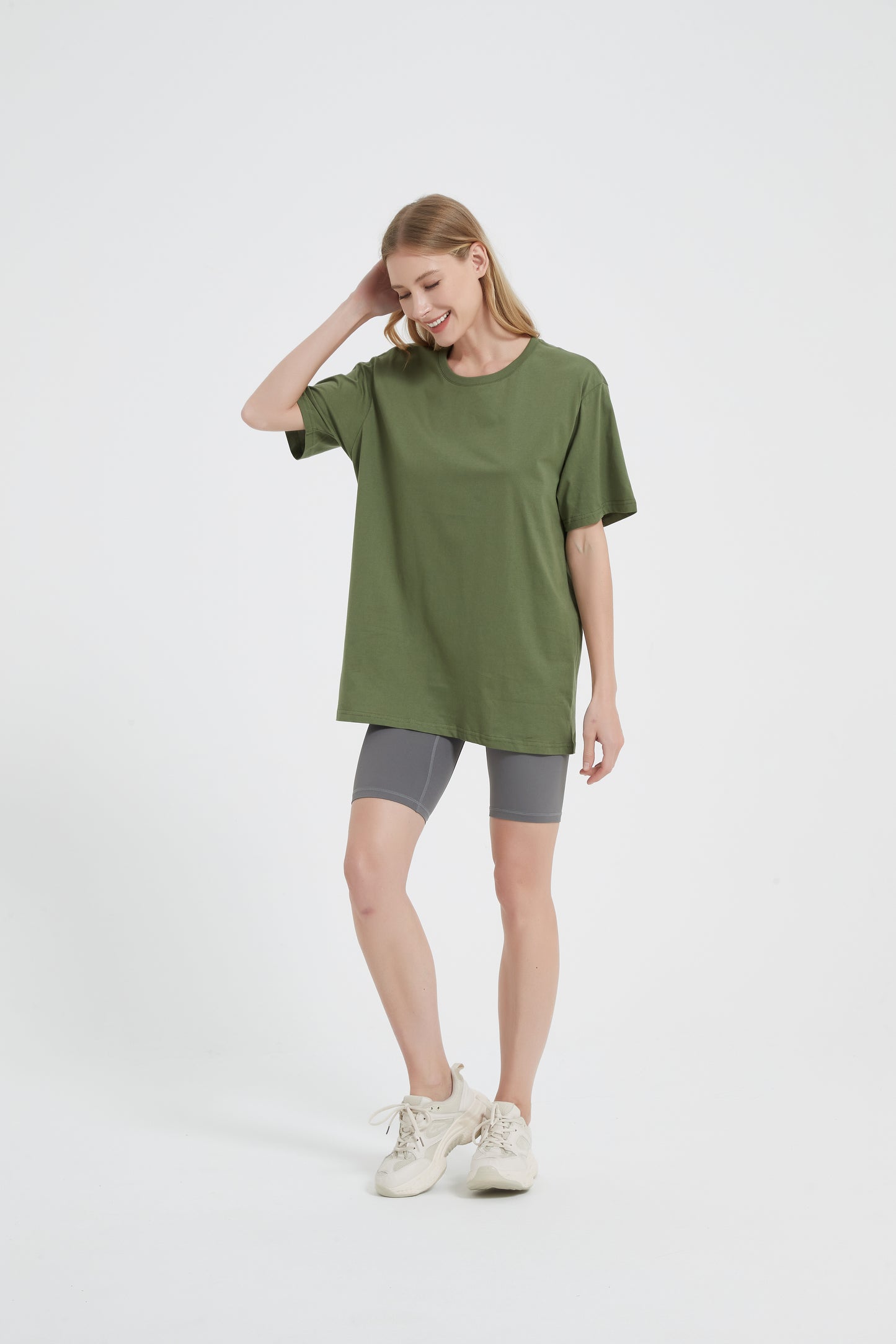 Yokvan Oversized Tee Olive