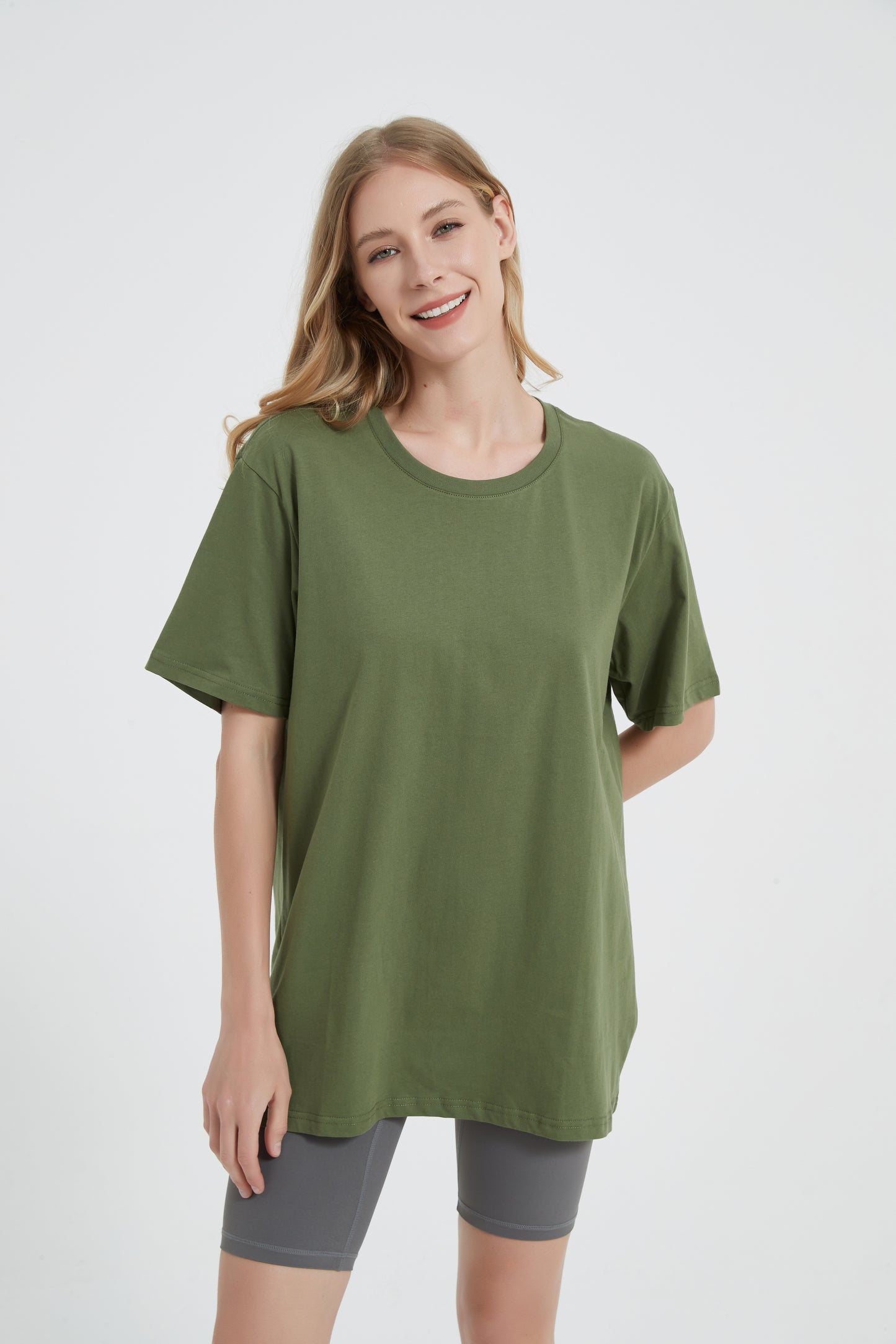 Yokvan Oversized Tee Olive