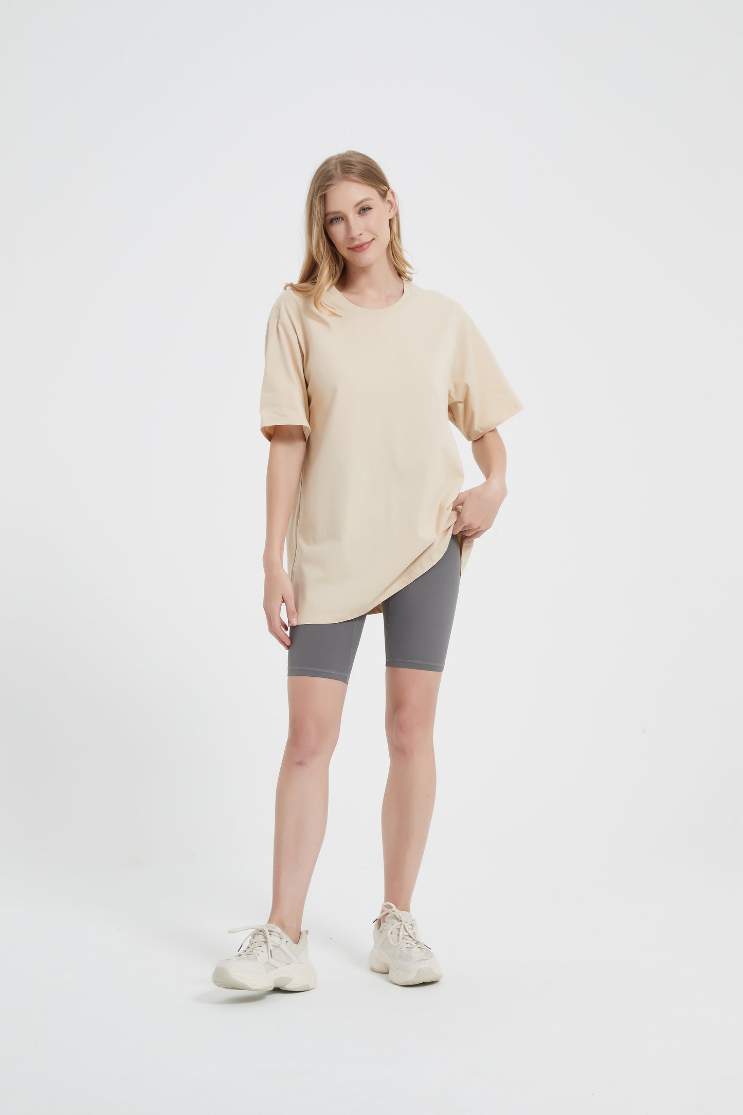 Yokvan Active Oversized Tee Beige